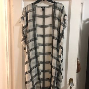 Poolside B&W Tunic coverup